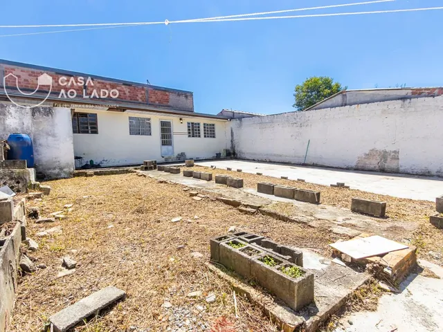 Terreno à venda, no bairro Pinheirinho em Curitiba