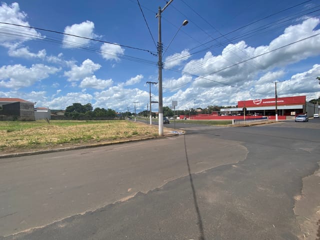 Terreno com 621m², à venda, no bairro TAMBAÚ em Tambaú