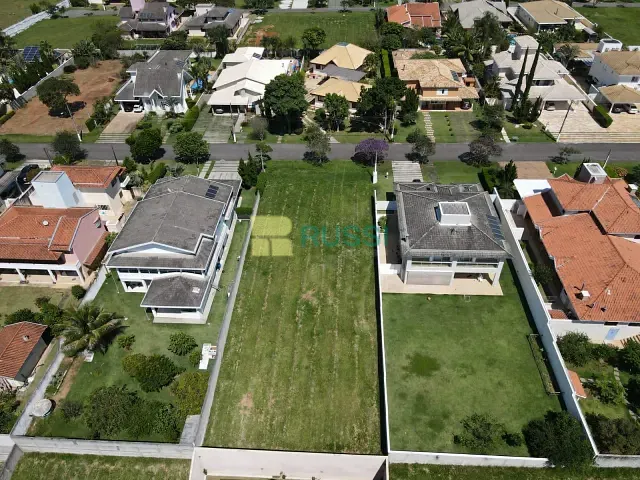 Terreno com 1000m², à venda, no bairro Condomínio Residencial Mirante do Vale em Jacareí