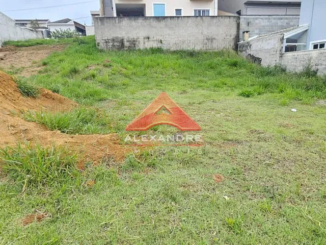 Terreno com 399m², à venda, no bairro Condomínio Residencial Mantiqueira em São José dos Campos