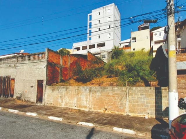 Terreno com 250m², à venda, no bairro Granja Carolina em Cotia