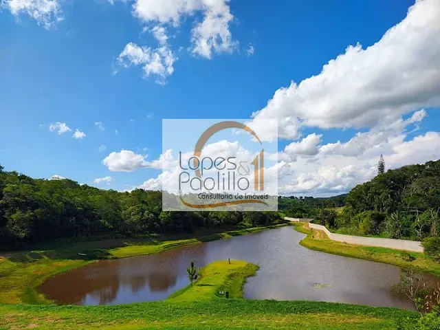Terreno com 300m², à venda, no bairro Condomínio Portal Lamis em Bom Jesus dos Perdões