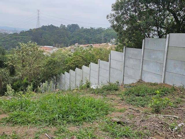 Terreno com 1500m², à venda, no bairro Portal Roselândia em Cotia