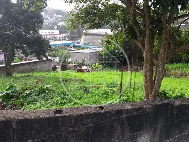 Terreno com 518m², à venda, no bairro Jardim Novo Parelheiros em São Paulo