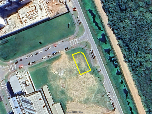 Terreno com 432m², à venda, no bairro Parque Una em Pelotas