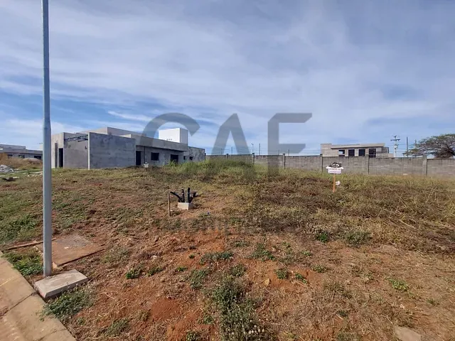 Terreno com 363m², à venda, no bairro  Condomínio Holland Park em Holambra