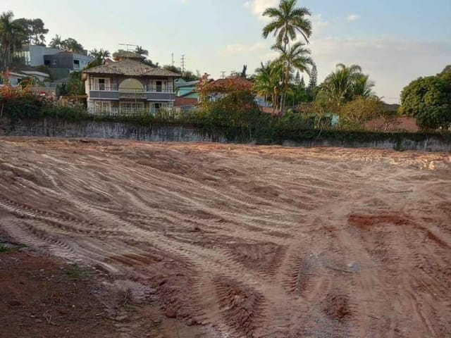 Terreno com 1483m², à venda, no bairro Jardim Passárgada I em Cotia