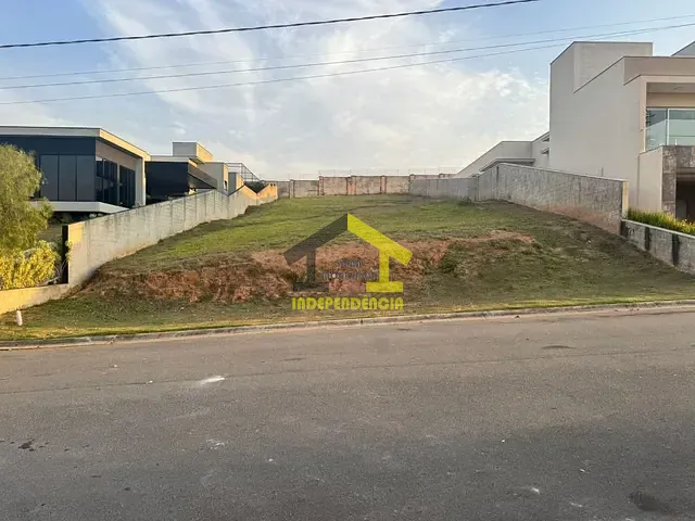Terreno com 1200m², à venda, no bairro Centro em Itatiba