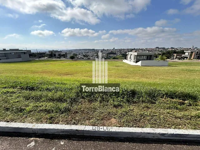 Terreno com 372m², à venda, no bairro Jardim Carvalho em Ponta Grossa