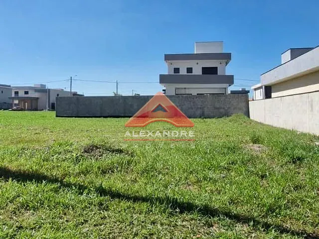 Terreno com 250m², à venda, no bairro Condominio Veredas do Campos - São José dos Campos-SP em São José dos Campos
