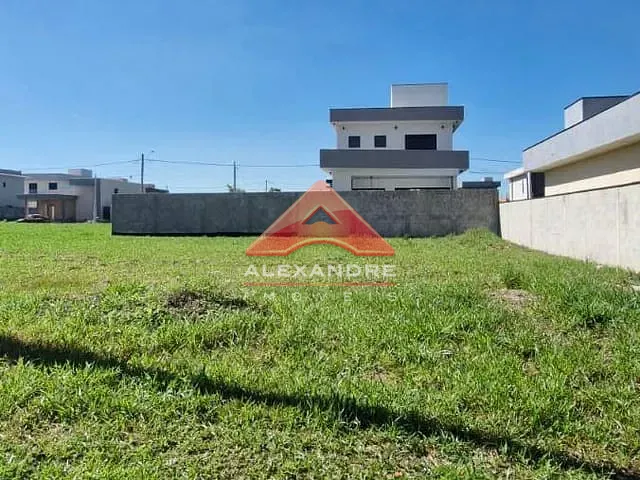 Terreno com 250m², à venda, no bairro Condominio Veredas do Campos - São José dos Campos-SP em São José dos Campos