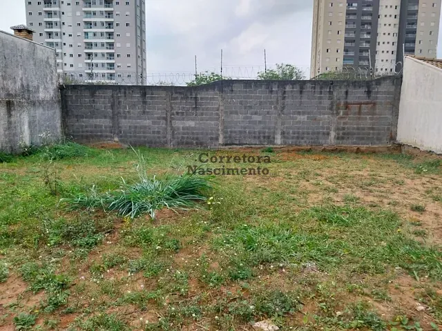 Terreno com 350m², à venda, no bairro Loteamento Villa Branca em Jacareí