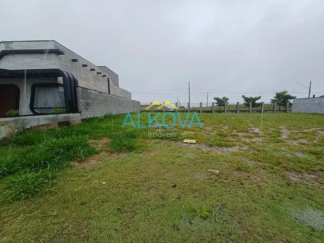 Terreno com 275m², à venda, no bairro Recanto dos Eucaliptos em São José dos Campos