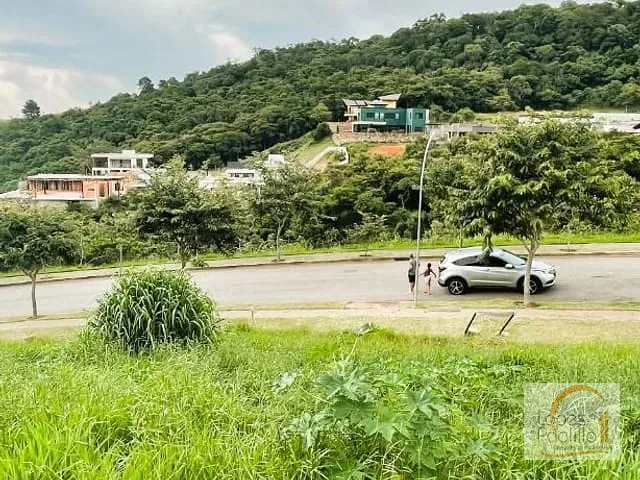 Terreno com 723m², à venda, no bairro Itapetinga em Atibaia