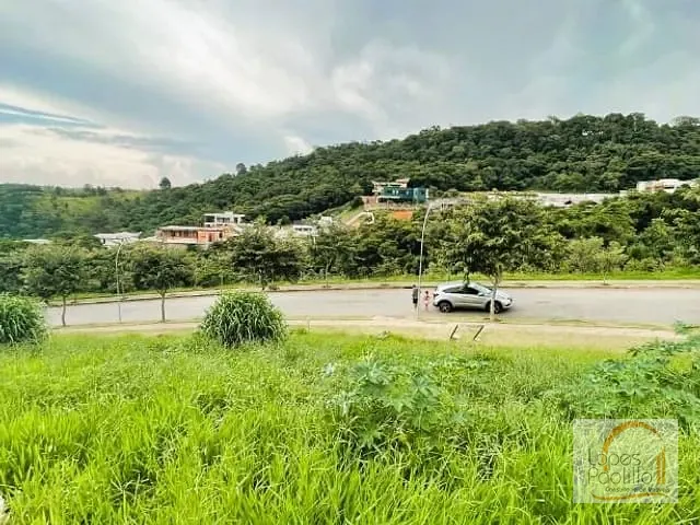 Terreno com 723m², à venda, no bairro Itapetinga em Atibaia