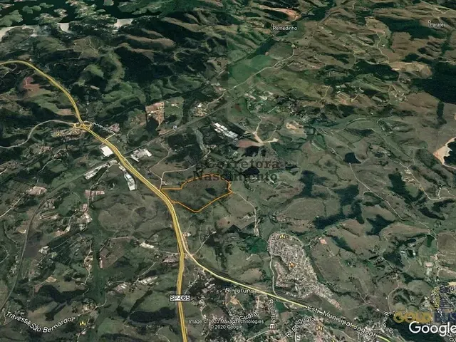 Terreno com 382600m², à venda, no bairro Macrozona Destinação Industrial (Carv. Pinto - São Silvestre) em Jacareí