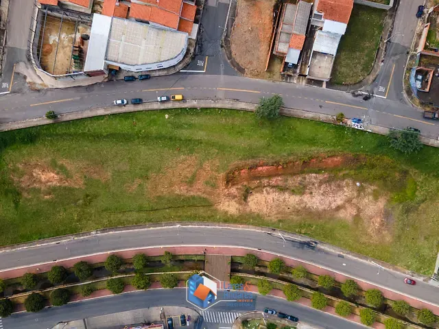 Terreno com 445m², à venda, no bairro Porto Feliz em Porto Feliz