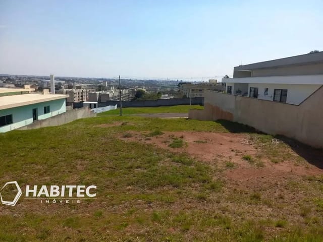 Terreno à venda, no bairro Jardim Amélia em Pinhais