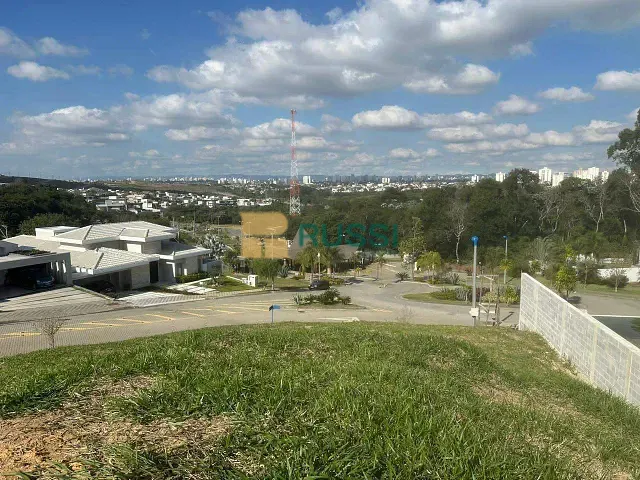 Terreno com 817m², à venda, no bairro Condomínio Reserva do Paratehy em São José dos Campos