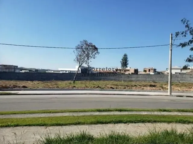 Terreno com 800m², à venda, no bairro Condomínio Residencial Colinas do Paratehy em São José dos Campos