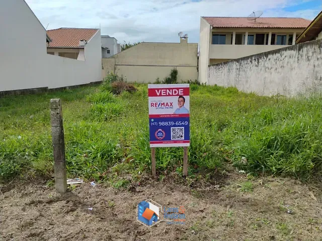 Terreno com 375m² 1 quarto e 1 banheiro, à venda, no bairro Centro em Tijucas