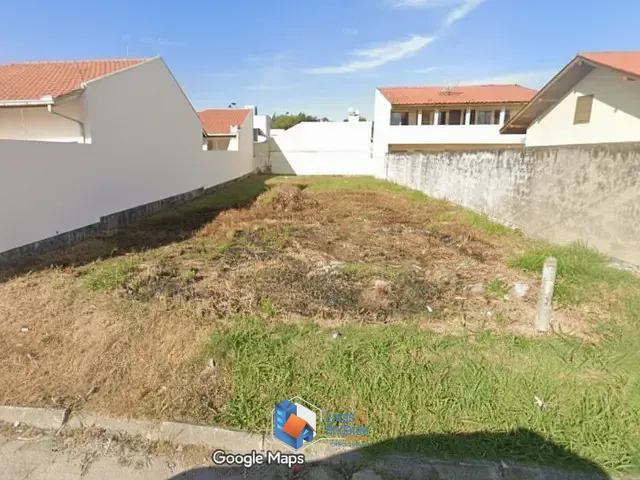 Terreno com 375m² 1 quarto e 1 banheiro, à venda, no bairro Centro em Tijucas
