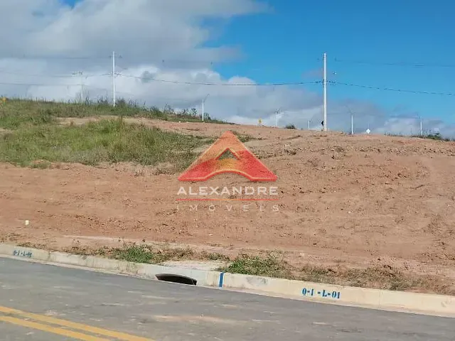 Terreno com 200m², à venda, no bairro Jardim Santa Hermínia em São José dos Campos