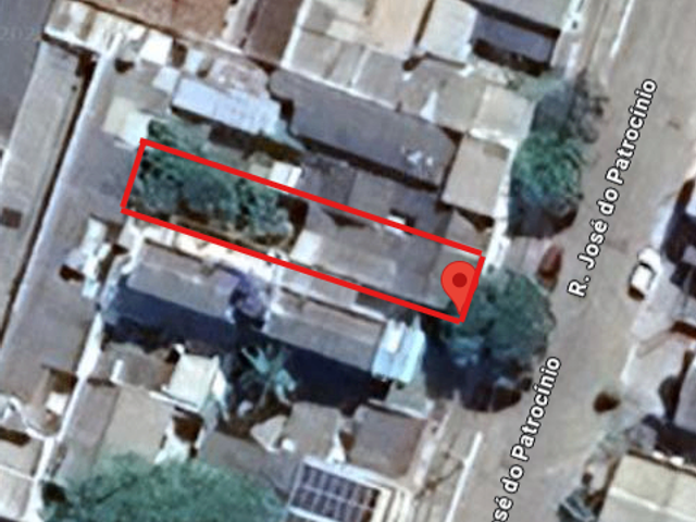 Terreno com 157m², à venda, no bairro Centro em Pelotas