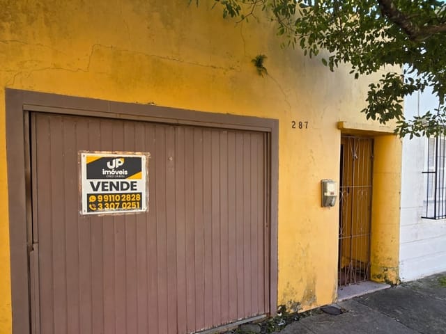 Terreno com 157m², à venda, no bairro Centro em Pelotas