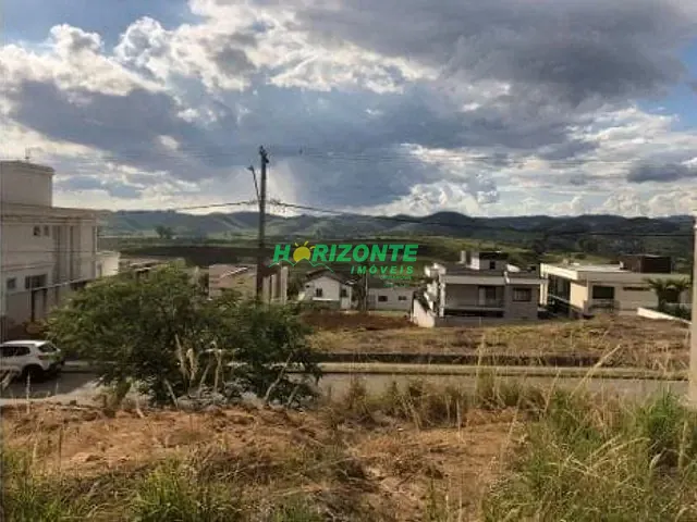 Terreno com 451m², à venda, no bairro Condomínio Residencial Jaguary em São José dos Campos