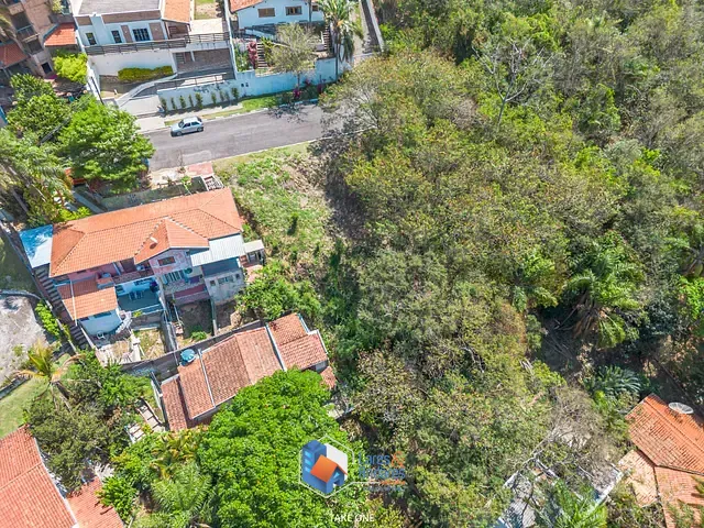 Terreno com 618m² 1 quarto e 1 banheiro, à venda, no bairro Colinas do Ermitage (Sousas) em Campinas