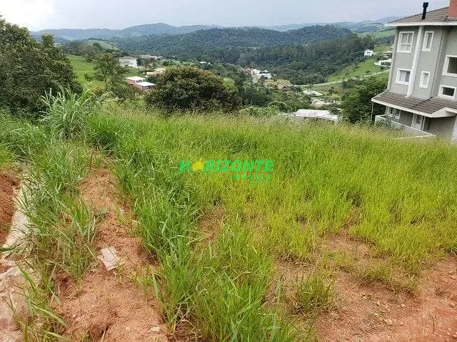 Terreno com 2200m², à venda, no bairro Canaã em Jambeiro