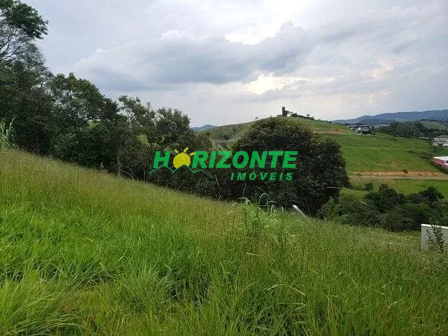 Terreno com 2200m², à venda, no bairro Canaã em Jambeiro