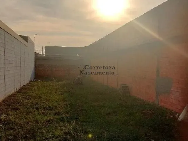 Terreno com 240m², à venda, no bairro Parque dos Príncipes em Jacareí