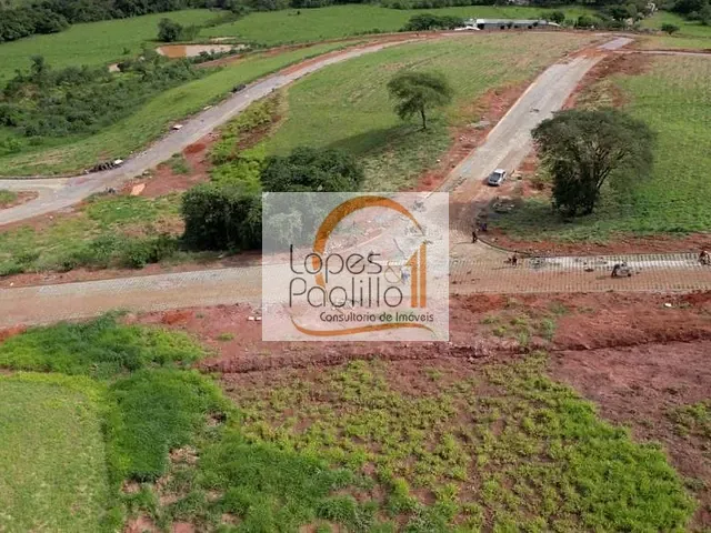 Terreno com 300m², à venda, no bairro Cachoeirinha em Bom Jesus dos Perdões