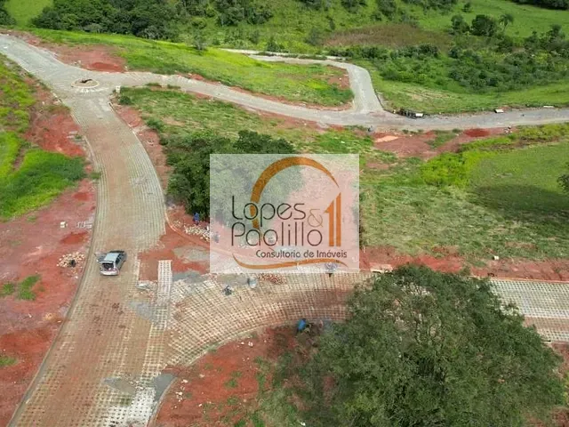 Terreno com 300m², à venda, no bairro Cachoeirinha em Bom Jesus dos Perdões