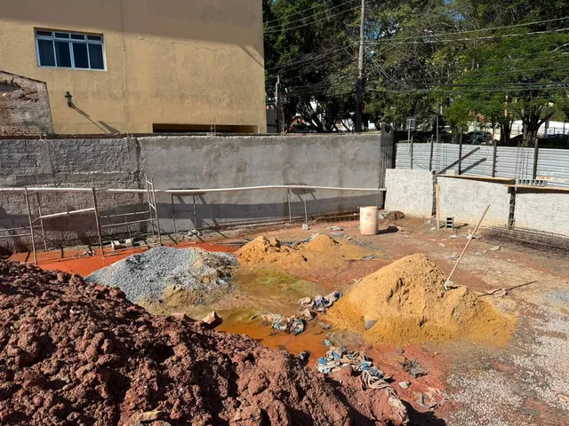 Terreno com 800m², à venda, no bairro Vila Campesina em Osasco