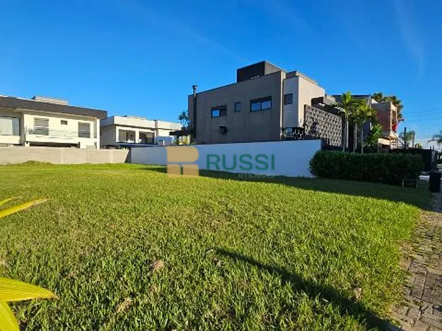 Terreno com 450m², à venda, no bairro Jardim do Golfe em São José dos Campos