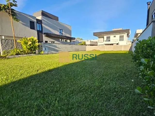 Terreno com 450m², à venda, no bairro Jardim do Golfe em São José dos Campos