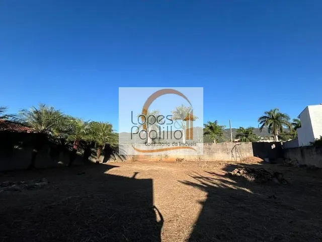 Terreno com 483m², à venda, no bairro Vila Santista em Atibaia
