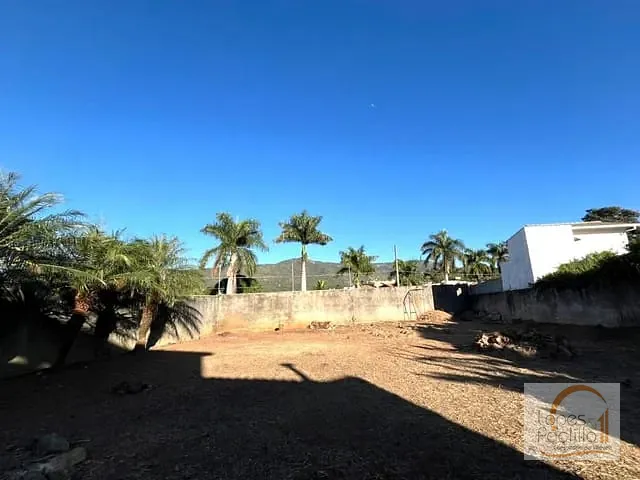 Terreno com 483m², à venda, no bairro Vila Santista em Atibaia