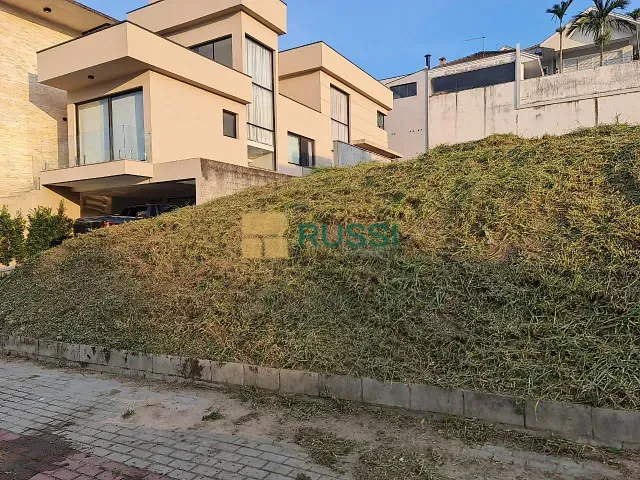 Terreno com 450m², à venda, no bairro Condomínio Residencial Jaguary em São José dos Campos