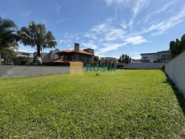 Terreno com 760m², à venda, no bairro Condomínio Reserva do Paratehy em São José dos Campos