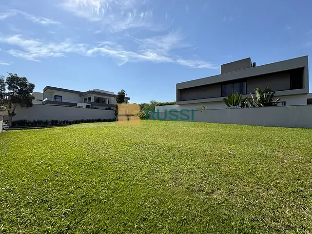Terreno com 760m², à venda, no bairro Condomínio Reserva do Paratehy em São José dos Campos