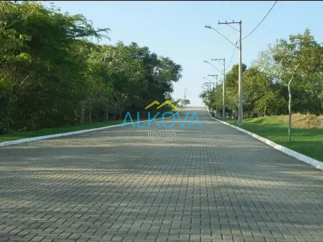 Terreno com 1200m², à venda, no bairro Condomínio Colinas do Parahyba em São José dos Campos