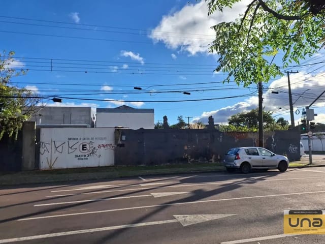 Terreno com 867m², à venda, no bairro REBOUÇAS em Curitiba