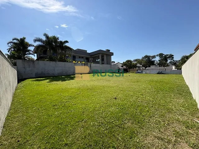 Terreno com 700m², à venda, no bairro Condomínio Reserva do Paratehy em São José dos Campos