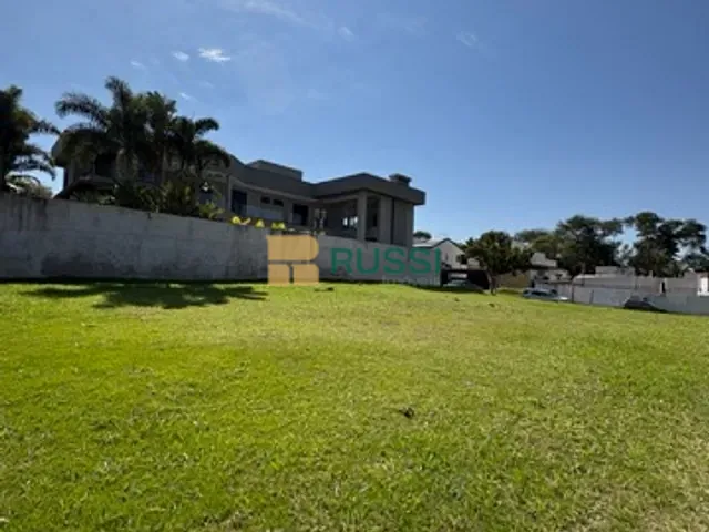 Terreno com 700m², à venda, no bairro Condomínio Reserva do Paratehy em São José dos Campos