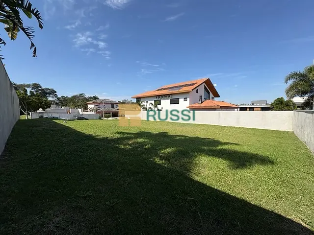 Terreno com 700m², à venda, no bairro Condomínio Reserva do Paratehy em São José dos Campos