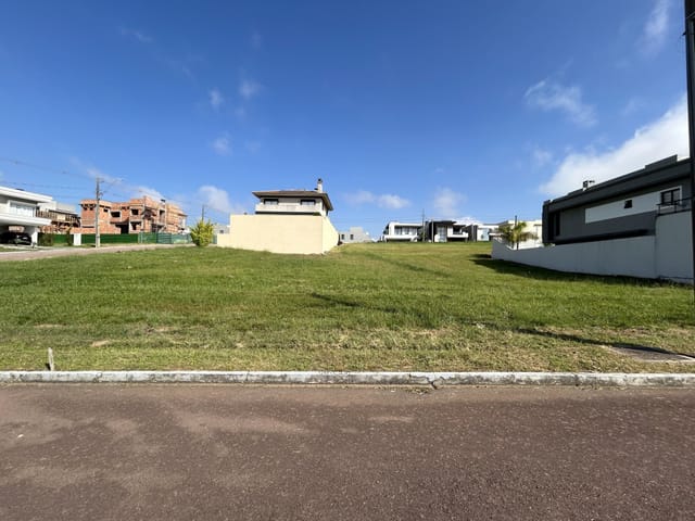 Condomínio Fontana di Trevi: lotes exclusivos no Jardim Carvalho, 356 m² - Quadra 8.